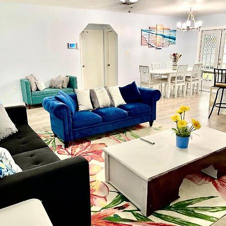 A Cozy Space Coast Retreat Тітусвілл Екстер'єр фото
