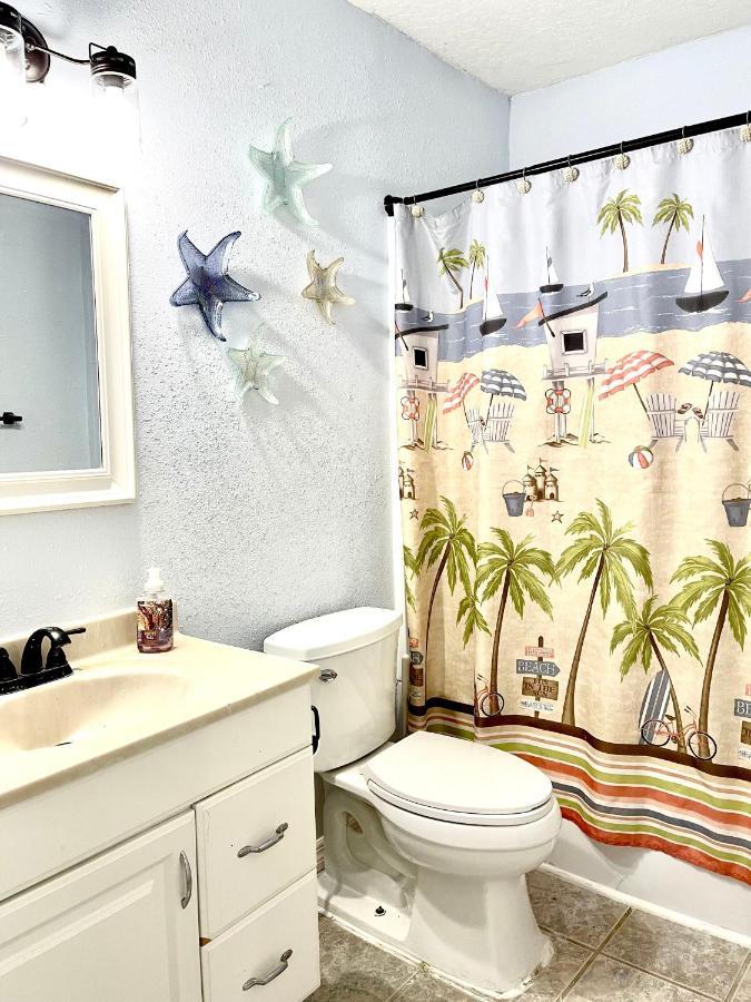 A Cozy Space Coast Retreat Тітусвілл Екстер'єр фото